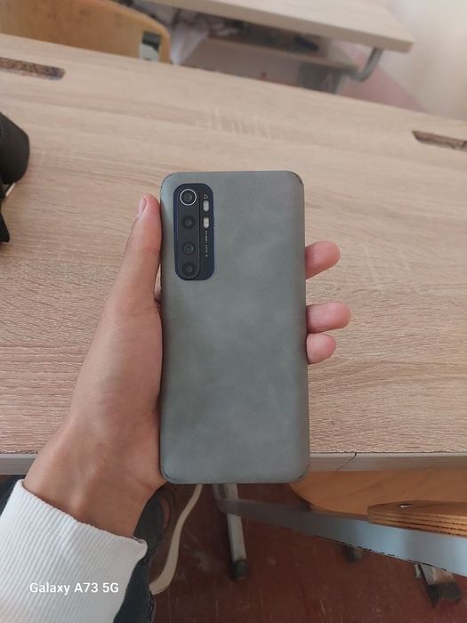 Sotiladi mi note 10 lati