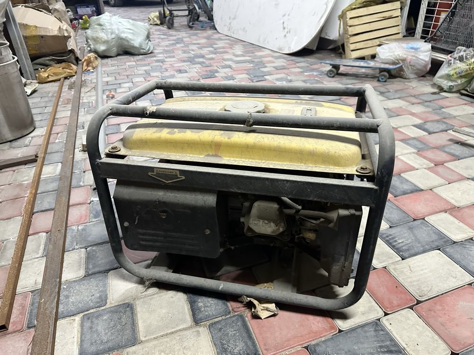 Бензиновый генератор PIT 3500