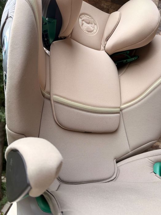 Детско столче за кола Cybex SOLUTION S2 I- FIX Classic BEIGE
