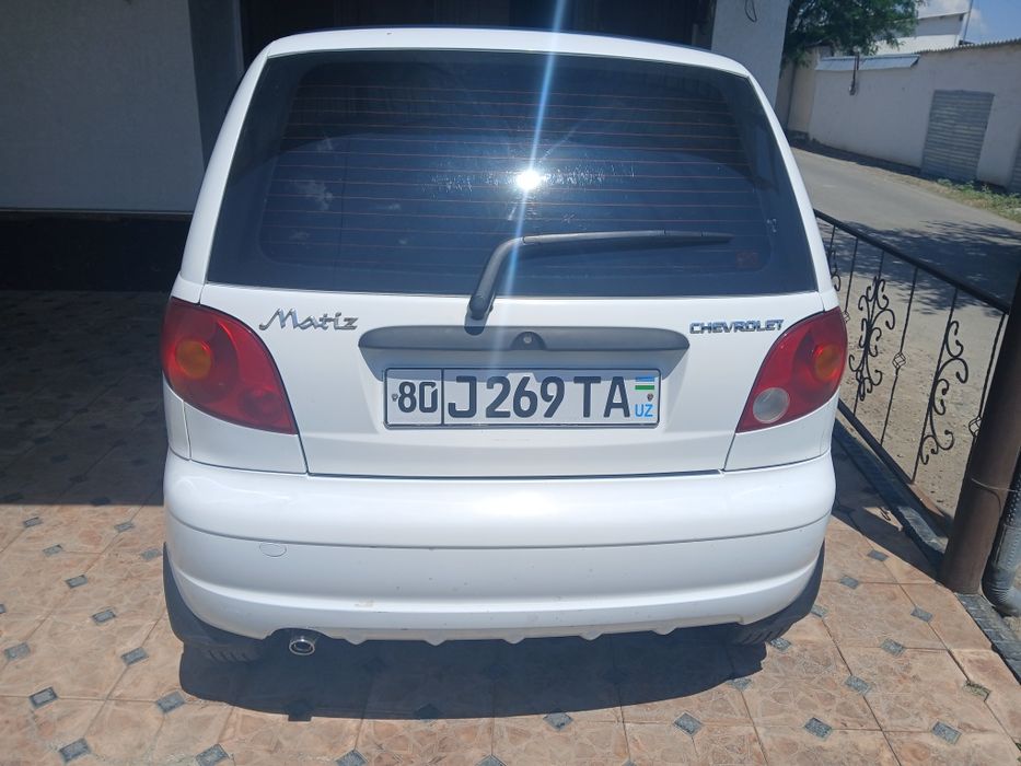 Matiz Chevrolet 2010 poluks