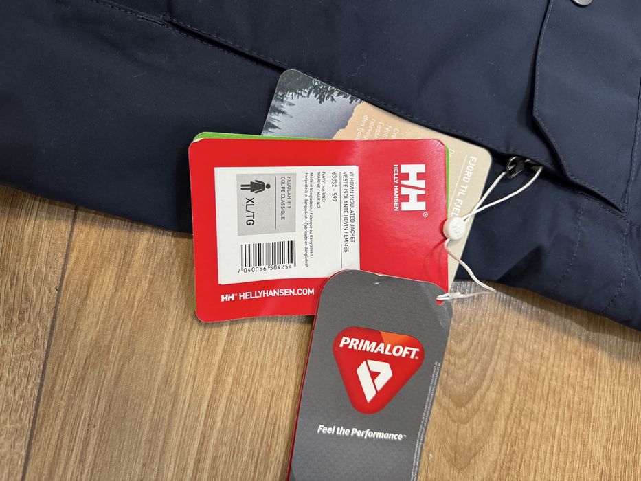 Дамско яке Helly Hansen XL размер НОВО със забележка