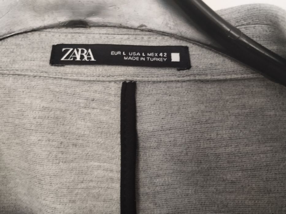 Продавам почти ново сако ZARA