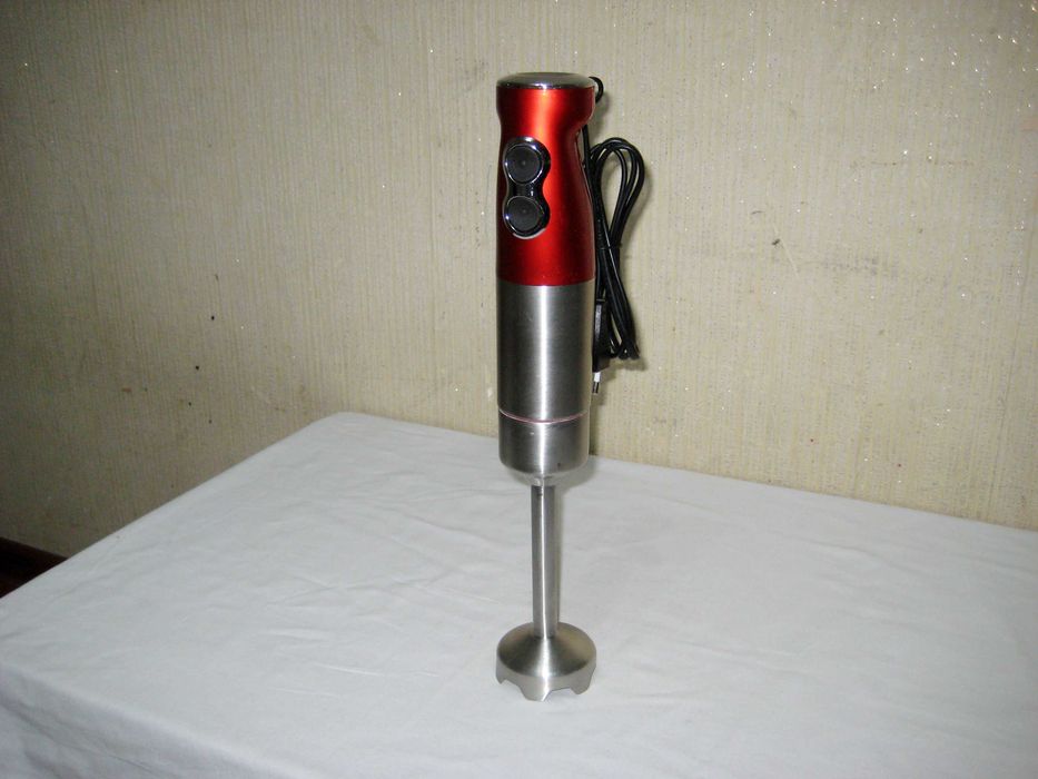 Блендер погружной электрический отличном рабочим состоянии!