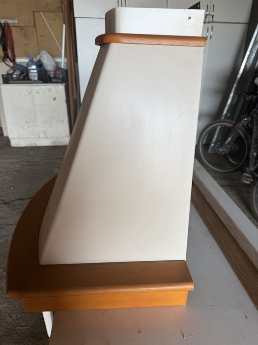 Вытяжка продается.