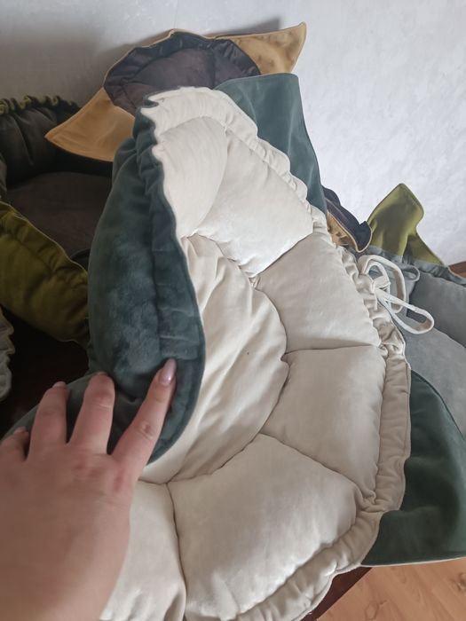 Лежанки для кошек