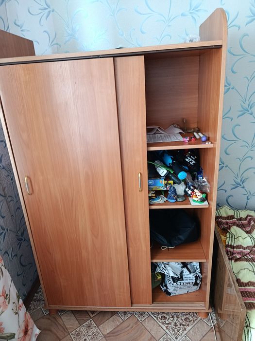 Продам шкаф 96/157