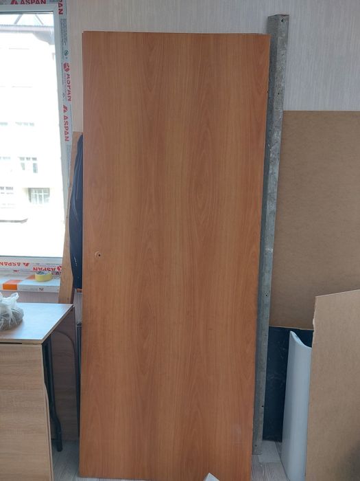 Продам двери межкомнатные