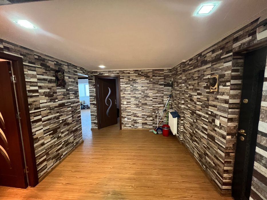 Vane apartament în rovinari