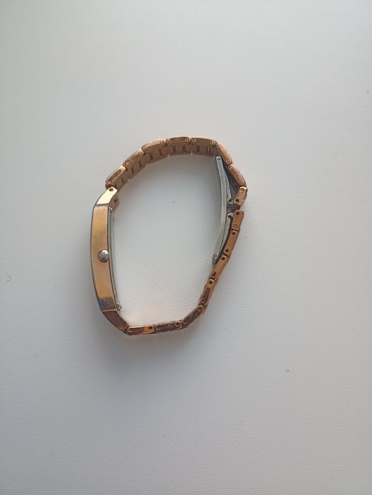 Продам часы Romanson