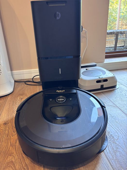iRobot Roomba (със самопочистваща база) и iRobot Braava Jet m6 – Заедно или Отделно!