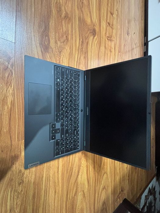 Ноутбук Lenovo legion 5 15mh05