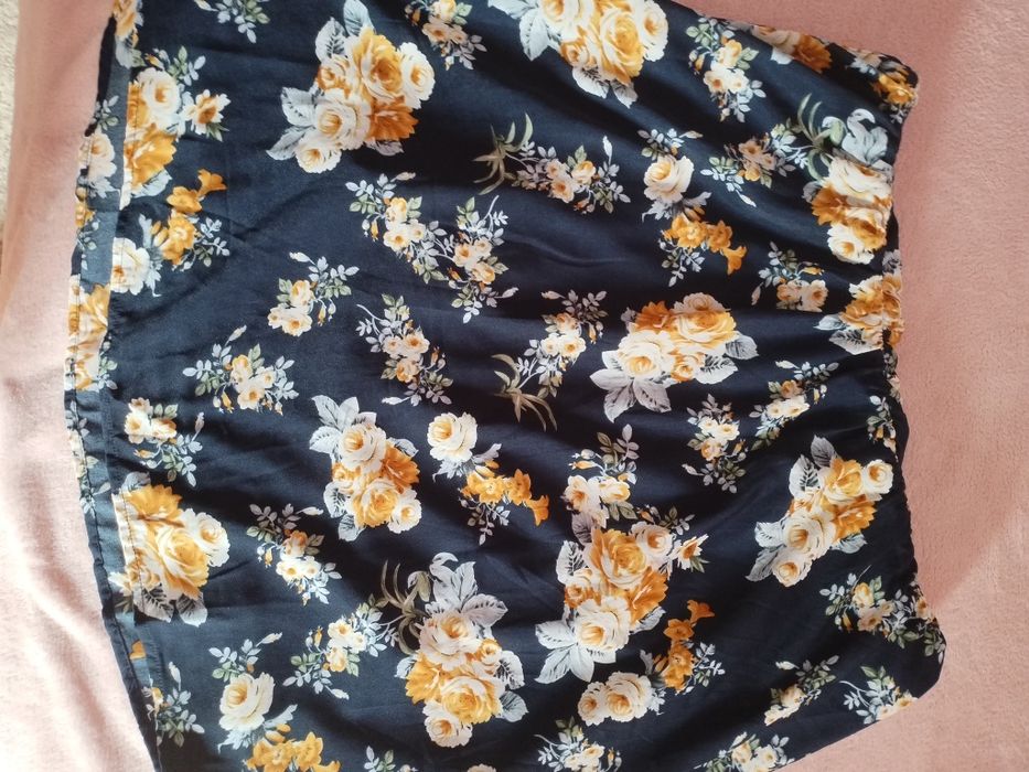 Дамска рокля 42 размер