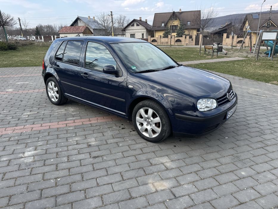 VW Golf 4 , 1.6 benzina