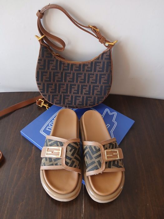 Дамсси чехли 39 ти номер с чанта Fendi
