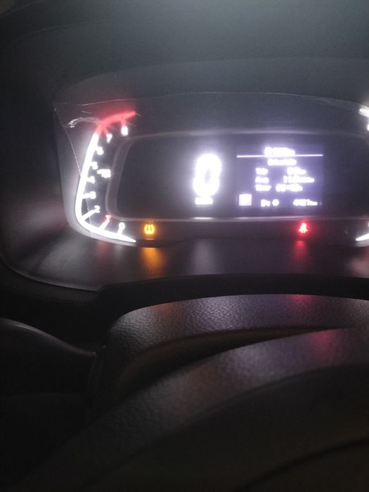 KIA Sonet 2025 2 pozitsiya