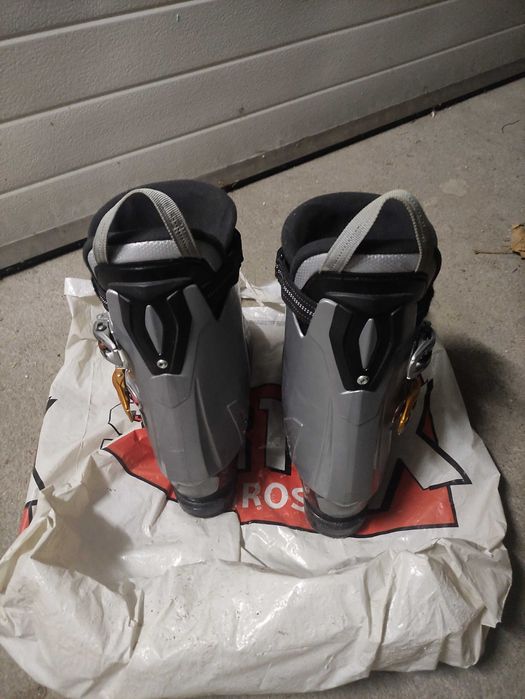 Ски обувки Nordica за начинаещи - размер 42/43, flex 60