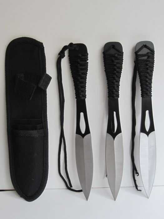 Комплект ножове / ками за хвърляне 23 см с паракорд въже и калъф
