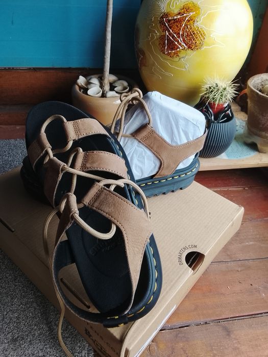 Дамски сандали  sandals Dr martens