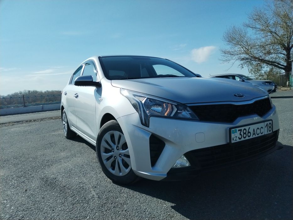 Продается Киа Рио 2021 года.  Торг есть