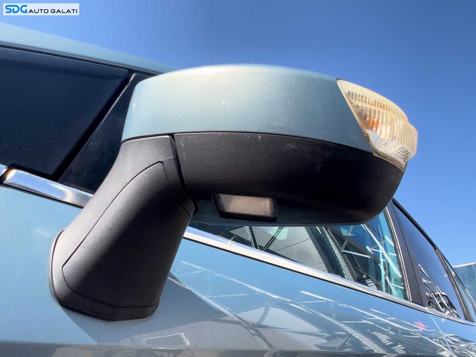 Oglinda Electrica Stanga cu Lumina Ambientala Fara Pliere Rabatare Ford Kuga 1 2008 - 2013 Culoare Albastru M8 [Q6514]
