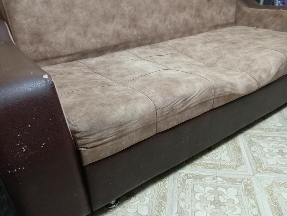 Отдам диван    .