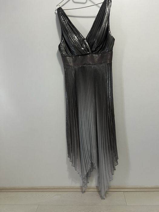 haine dama in stare f buna