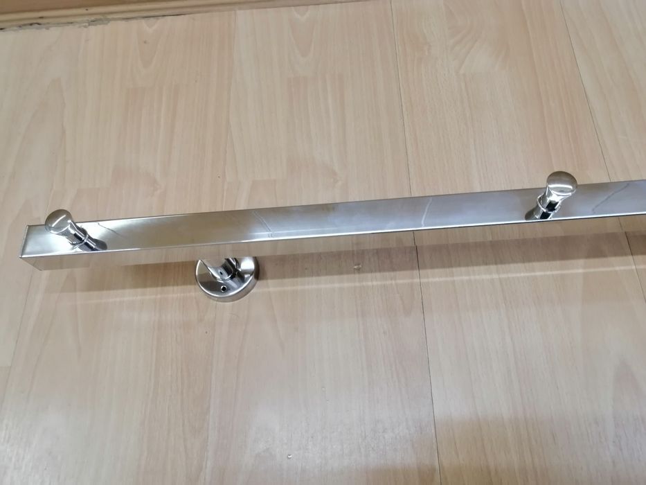 Електрическа отопляема закачалка за баня