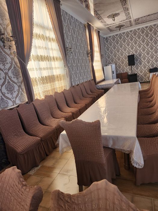 Stol-stul 10 kishilik