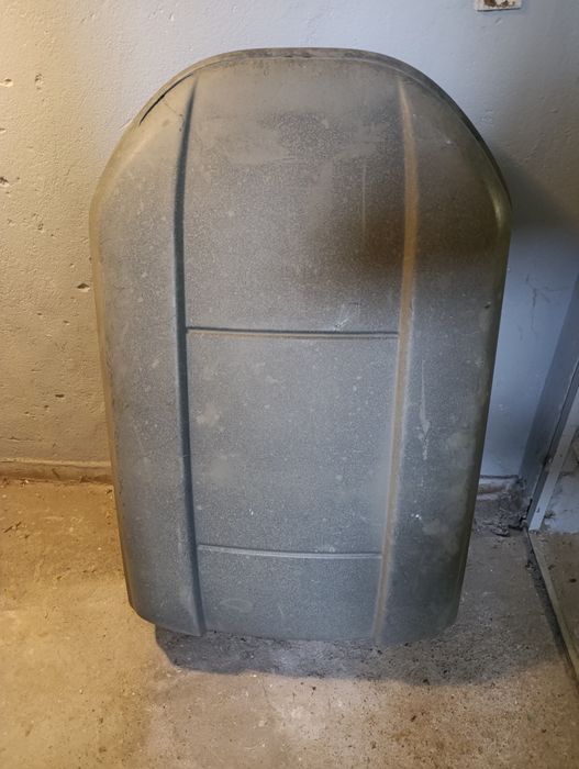 Продавам багажник за лек автомобил