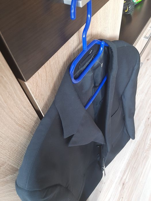 Sacou original gen HUGO BOSS marimea 56