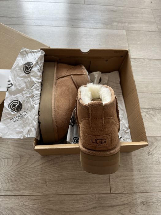 Ugg Mini Platform