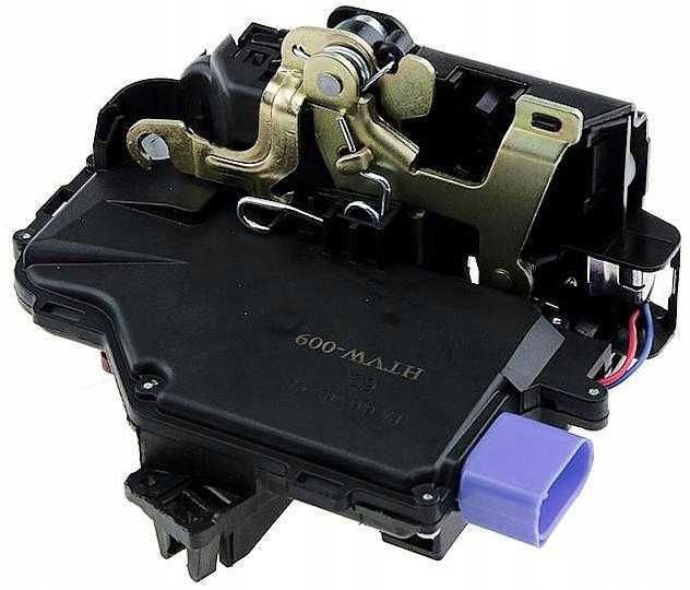 Брава предна врата VW Golf V/Plus/JETTA/TOURAN/TOUAREG 2003- RH/LH 3D1837015AB/3D1837015AP/3D1837016AC