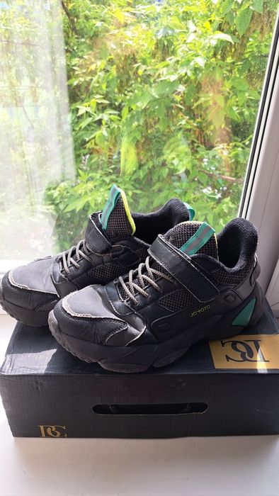 Кроссовки на мальчика