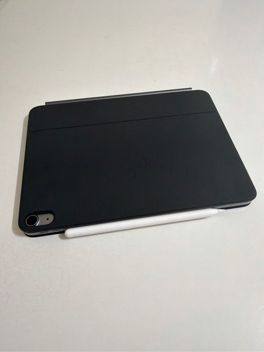 Продам Ipad Air 11