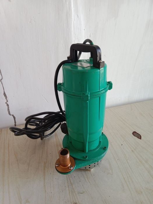 Насос для воды..