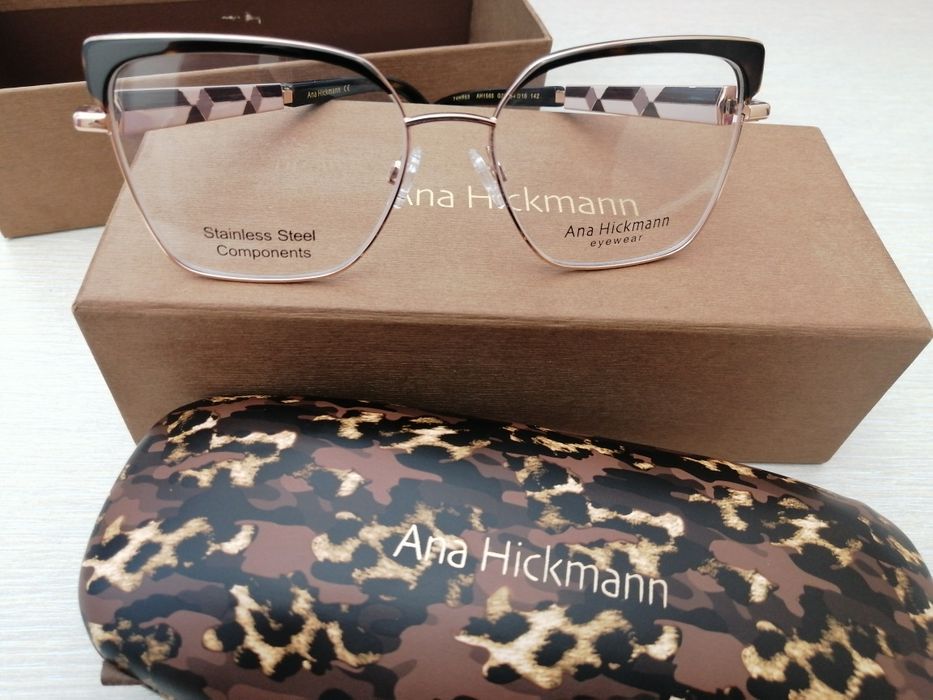 Нови диоптрични рамки Ana Hickmann