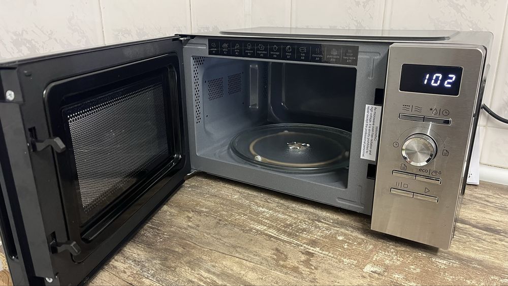 Микровълнова фурна Gorenje MO20A4XH