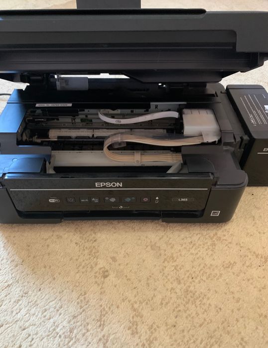 Продается Принтер L365 3 в 1