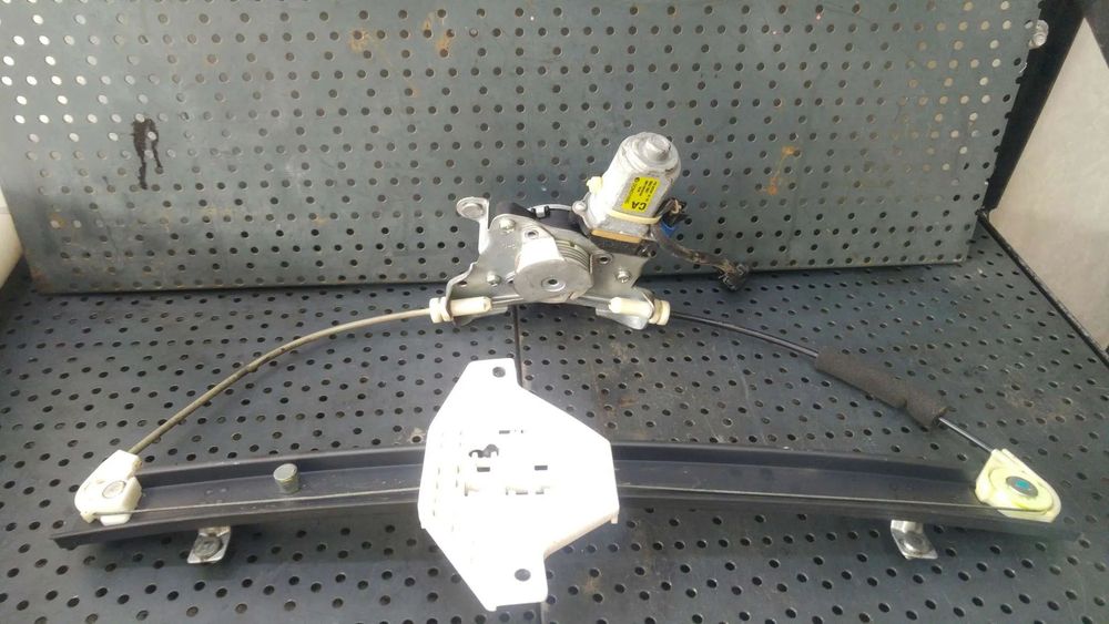 Macara cu motoras stanga spate chevrolet captiva c100 c140 96627081