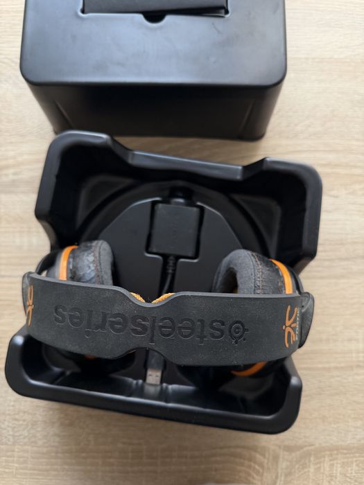 Casti editie limitata SteelSeries 9H Fnatic edition