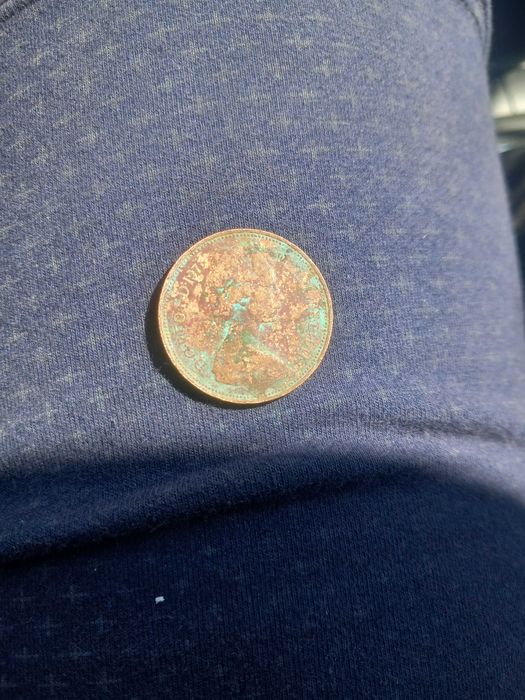 Монета от два пенса с лика на Елизабет II Година - 1971