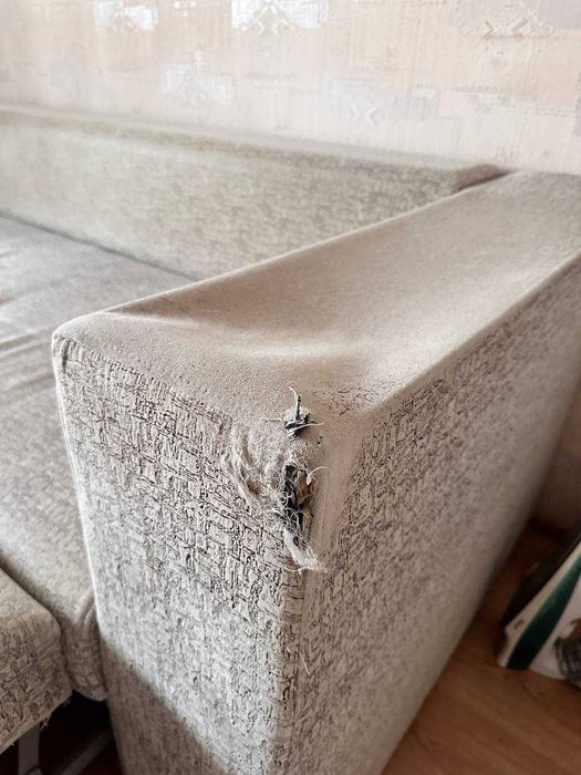 Диван угловой б/у