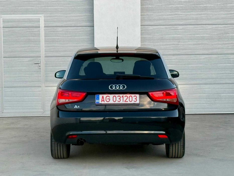 Audi A1 1.6 Diesel Euro 5 RAR Efectuat Carte RO Xenon Navigatie Comezi Clima Finantare