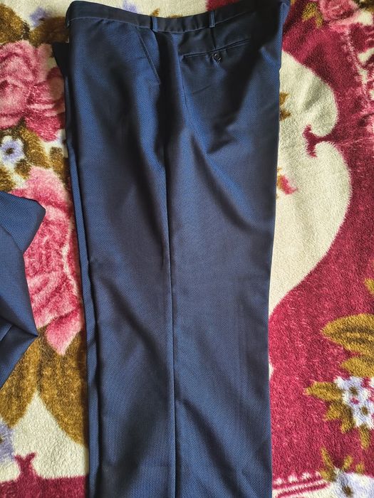 Vand costum de mire marime mare