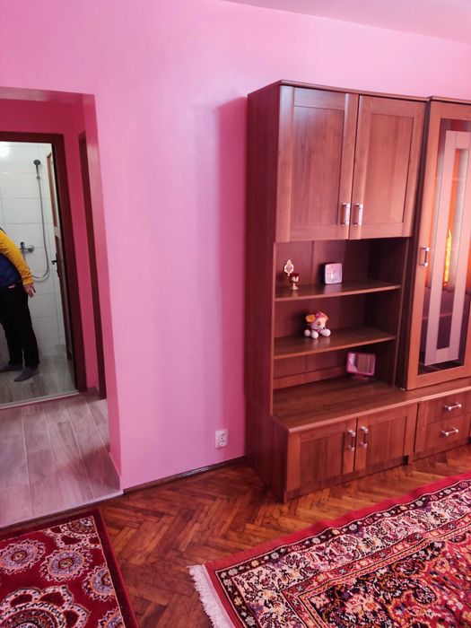 Vand apartament 2 camere in Petrosani