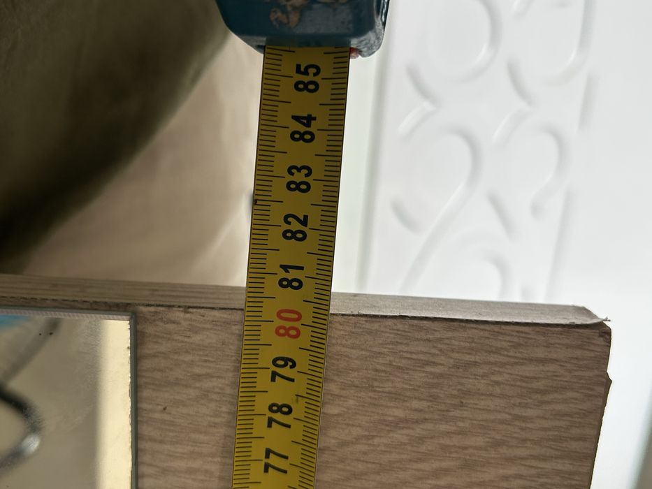 зеркало подвесное.