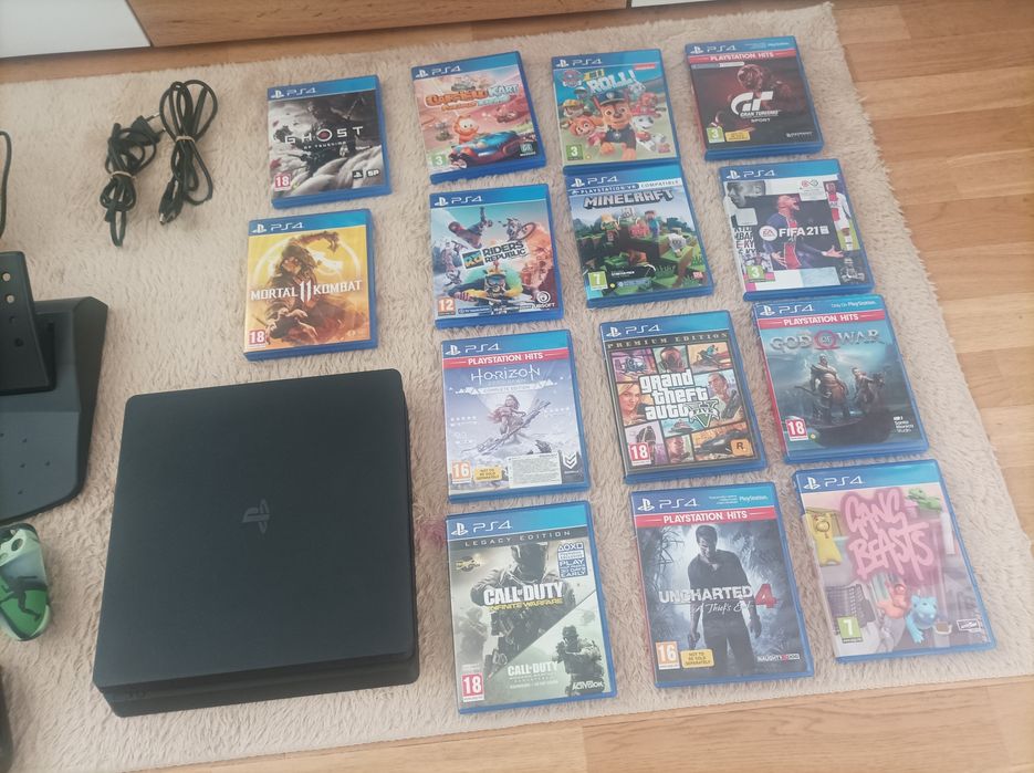 Playstation 4  + волан+ игри