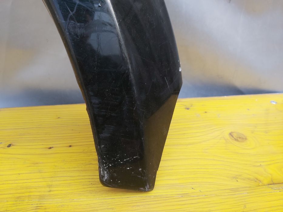 Лайсна калник задна дясна митсубиши л200 Mitsubishi L200