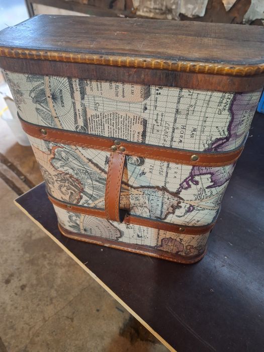 Луксозна дървена  кутия за вино