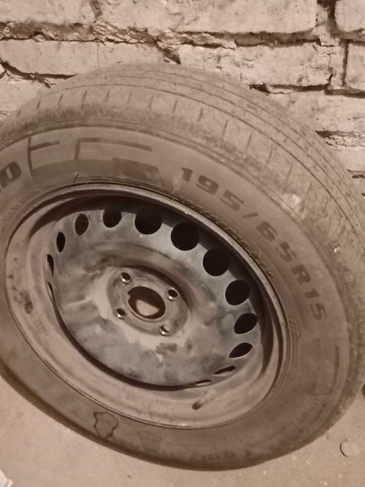 Диски с резиной на Ларгус